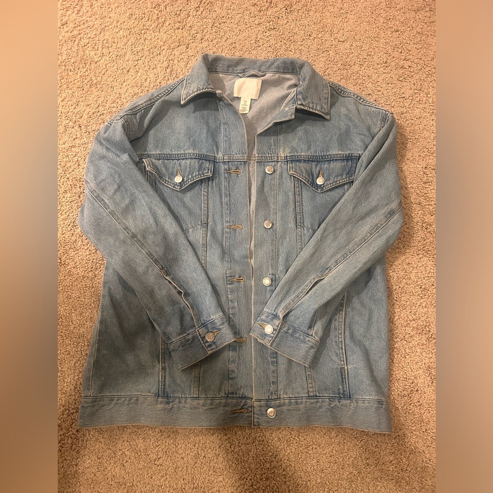 Oversized Women’s Denim Jacket